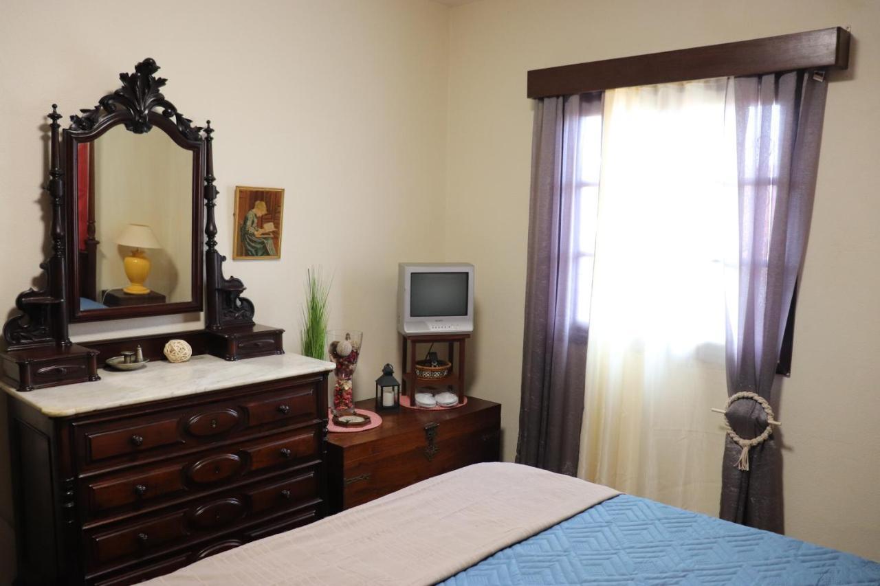 Suites Pinto Coelho Caniço Exterior foto