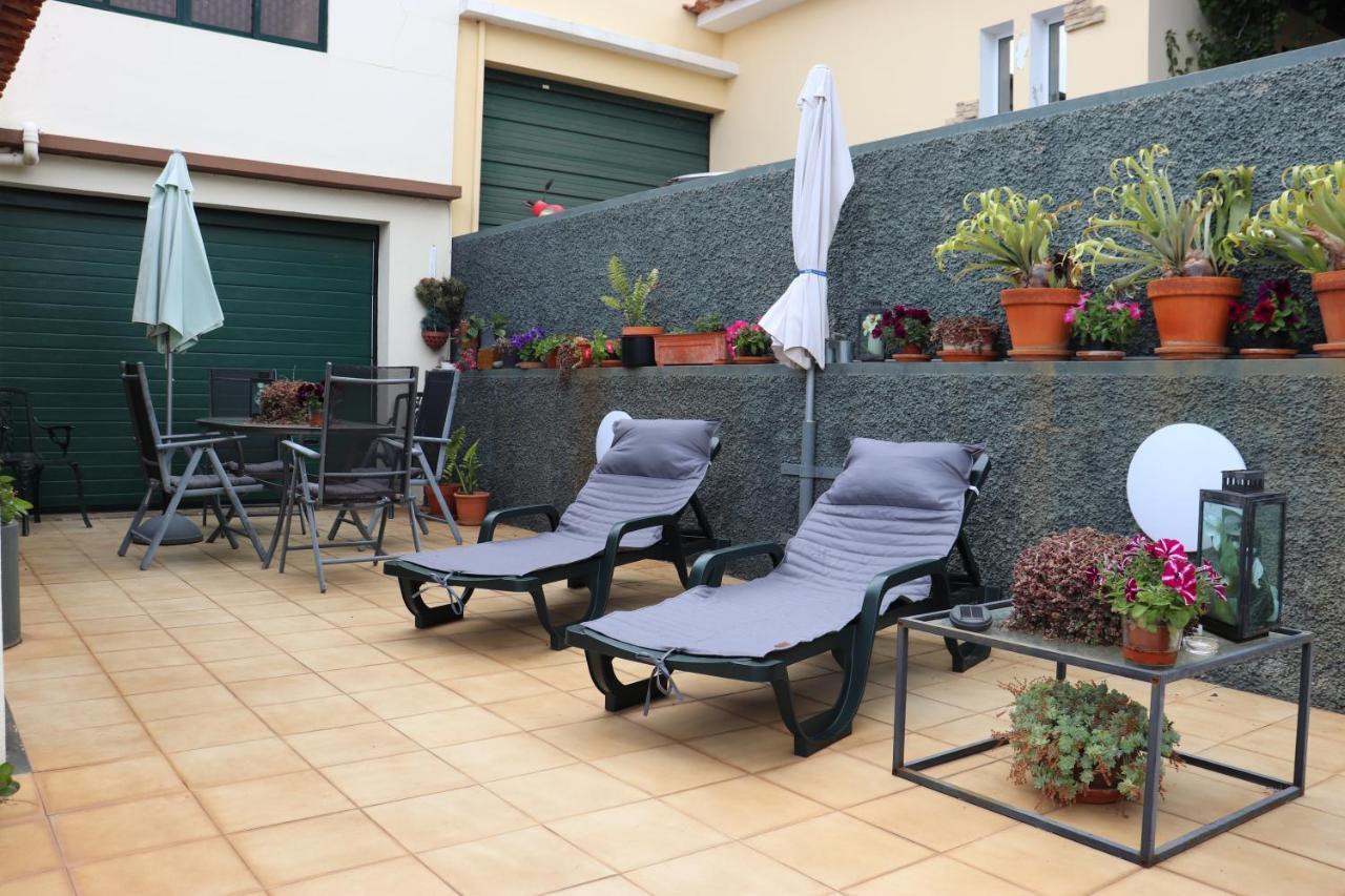 Suites Pinto Coelho Caniço Exterior foto