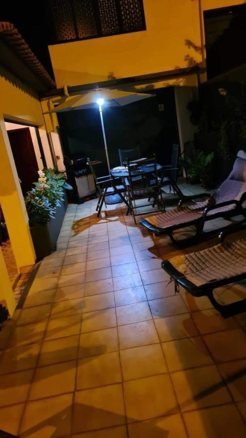 Suites Pinto Coelho Caniço Exterior foto