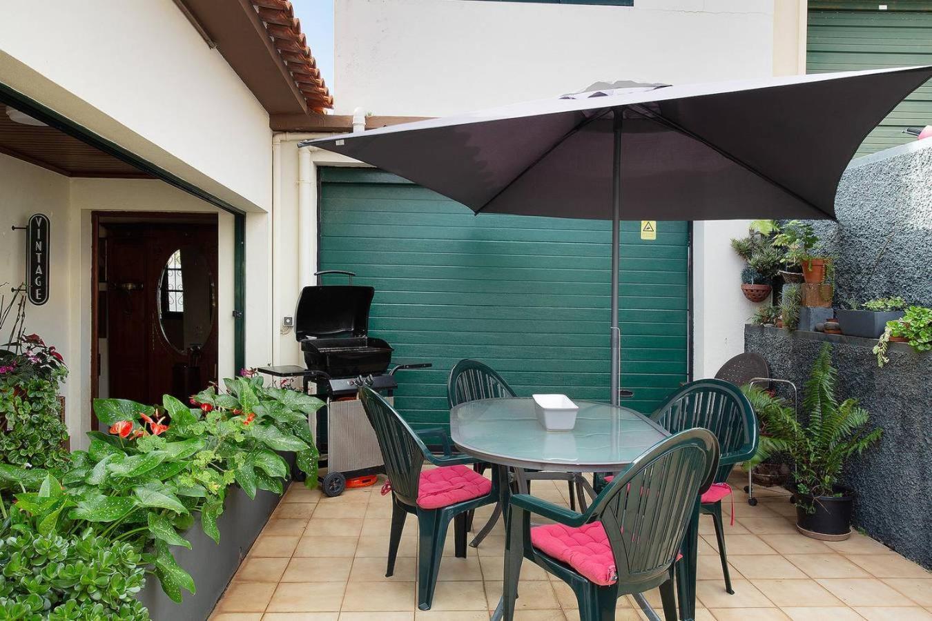 Suites Pinto Coelho Caniço Exterior foto
